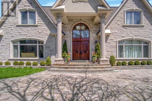 1511 Broadmoor Avenue, Mississauga, ON - Outdoor With Facade