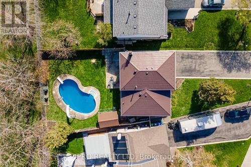 16 Jerome Cres, Brampton, ON - Outdoor With In Ground Pool