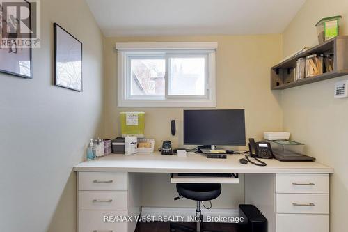 96 Roncesvalles Ave, Toronto, ON - Indoor Photo Showing Office