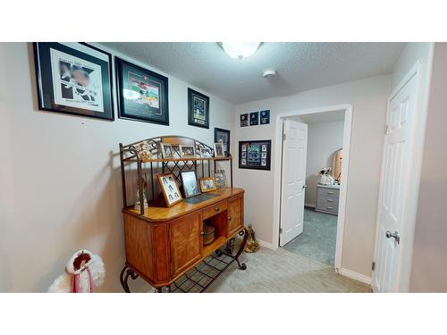 16 - 617 27Th Avenue S, Cranbrook, BC - Indoor Photo Showing Other Room