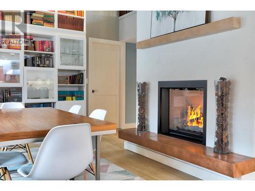 1411 Appleridge Road, Kelowna, BC - Indoor With Fireplace