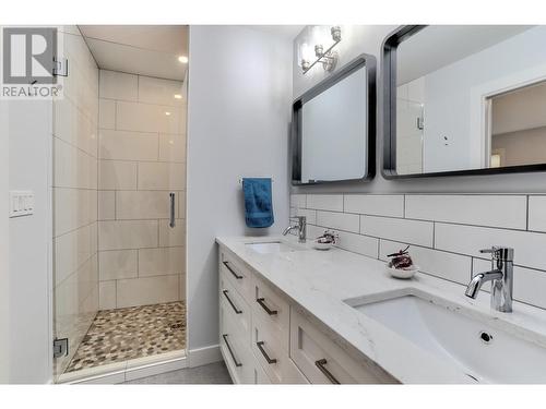 1411 Appleridge Road, Kelowna, BC - Indoor Photo Showing Bathroom