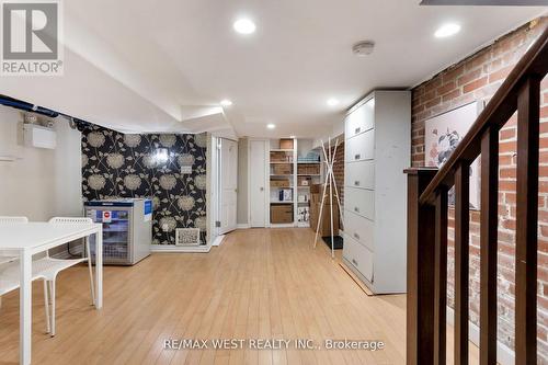 96 Roncesvalles Avenue, Toronto (High Park-Swansea), ON - Indoor Photo Showing Other Room