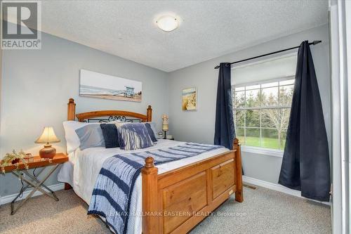 717 St. Lukes Rd, Kawartha Lakes, ON - Indoor Photo Showing Bedroom