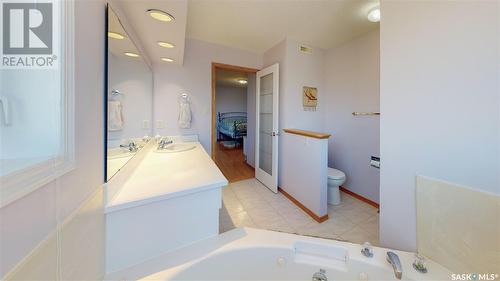 3566 Waddell Crescent E, Regina, SK - Indoor Photo Showing Bathroom