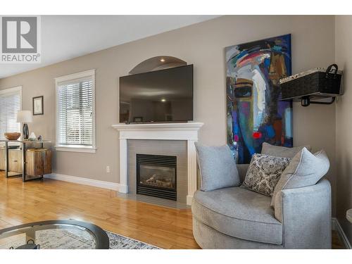 1770 23 Street Ne, Salmon Arm, BC - Indoor Photo Showing Living Room With Fireplace