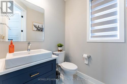 80 Doon Creek Street, Kitchener, ON - Indoor Photo Showing Bathroom