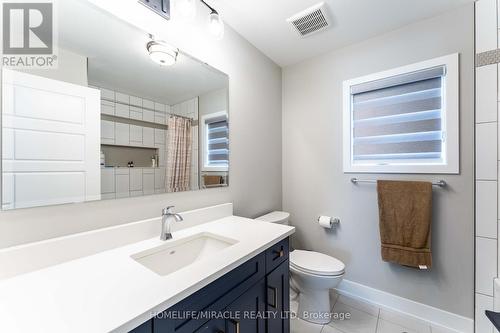 80 Doon Creek Street, Kitchener, ON - Indoor Photo Showing Bathroom