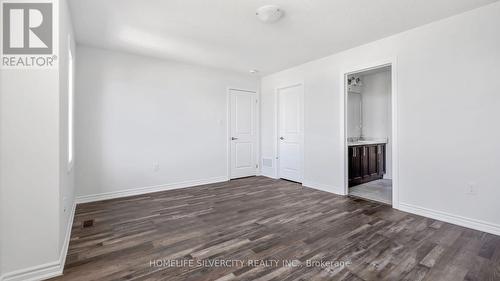 678 Daimler Pkwy, Welland, ON - Indoor Photo Showing Other Room