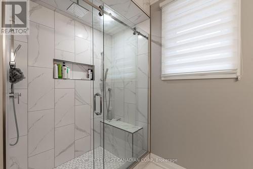 107 Thames Springs Cres, Zorra, ON - Indoor Photo Showing Bathroom