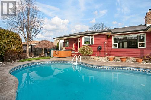 4360 Bray Street, Kelowna, BC - Outdoor With In Ground Pool