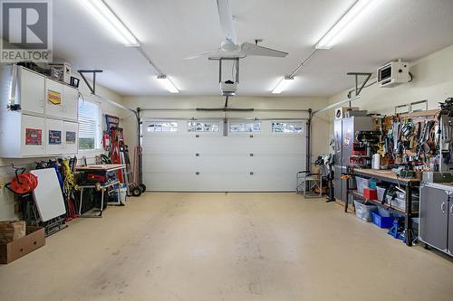 4360 Bray Street, Kelowna, BC - Indoor Photo Showing Garage