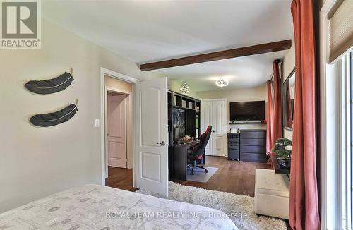 1192 St. Vincent Street, Springwater, ON - Indoor Photo Showing Bedroom