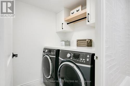 #1101 -65 Southport St, Toronto, ON - Indoor Photo Showing Laundry Room