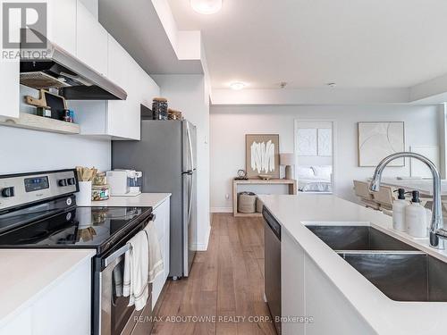 #408 -2522 Keele St, Toronto, ON - Indoor Photo Showing Kitchen With Stainless Steel Kitchen With Double Sink With Upgraded Kitchen