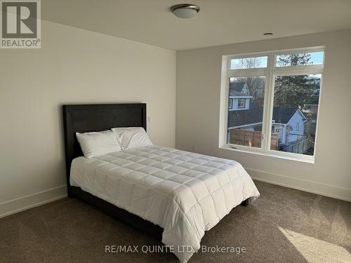 #407 -17 Cleave Ave, Prince Edward County, ON - Indoor Photo Showing Bedroom