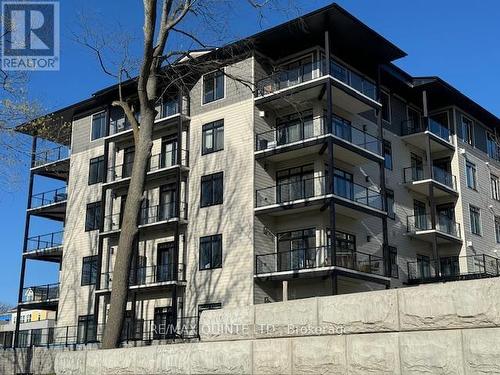407 - 17 Cleave Avenue, Prince Edward County, ON - Outdoor With Balcony With Facade