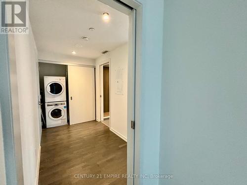 1010 - 60 Colborne Street, Toronto, ON - Indoor Photo Showing Laundry Room