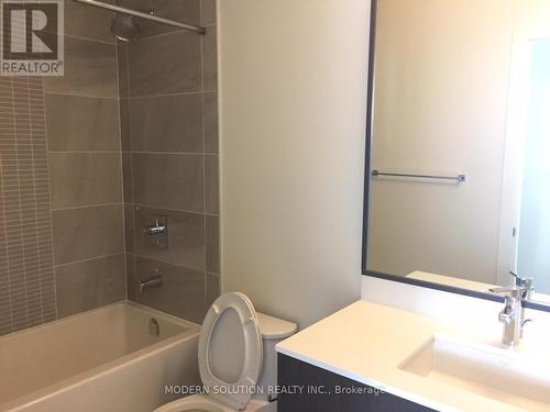 #244 -1575 Lakeshore West Rd, Mississauga, ON - Indoor Photo Showing Bathroom