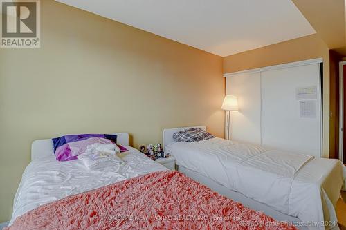 #Ph#105 -1 Lee Centre Dr, Toronto, ON - Indoor Photo Showing Bedroom