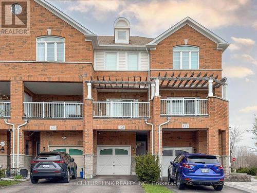 125 Chokecherry Crescent, Markham, ON - Outdoor With Facade