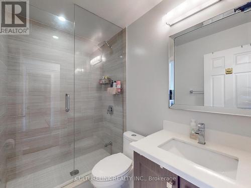 125 Chokecherry Crescent, Markham, ON - Indoor Photo Showing Bathroom