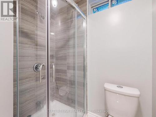 125 Chokecherry Crescent, Markham, ON - Indoor Photo Showing Bathroom
