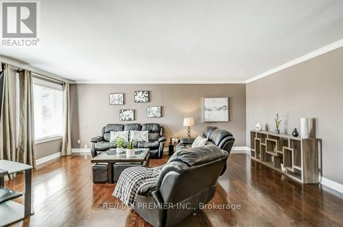 5400 Third Line, New Tecumseth, ON - Indoor Photo Showing Living Room