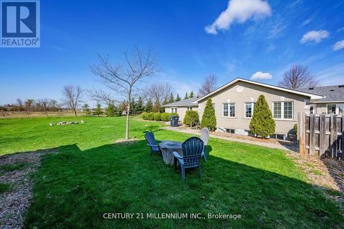 2319 King St, Caledon, ON - Outdoor