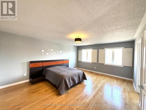 9 Ridgecrest Rd, Markham, ON - Indoor Photo Showing Bedroom
