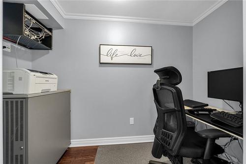 7 Nelles Road S, Grimsby, ON - Indoor Photo Showing Office