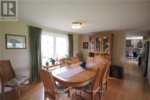 15220 Colonial Drive, South Stormont, ON - Indoor Photo Showing Dining Room