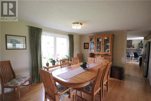 15220 Colonial Drive, Ingleside, ON - Indoor Photo Showing Dining Room