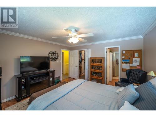 3808 Forsyth Drive, Penticton, BC - Indoor Photo Showing Other Room