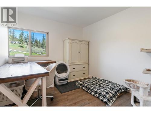 1221 Green Lake Road, Oliver, BC - Indoor Photo Showing Bedroom