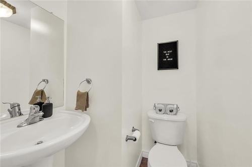 437 8 Highway|Unit #13, Stoney Creek, ON - Indoor Photo Showing Bathroom