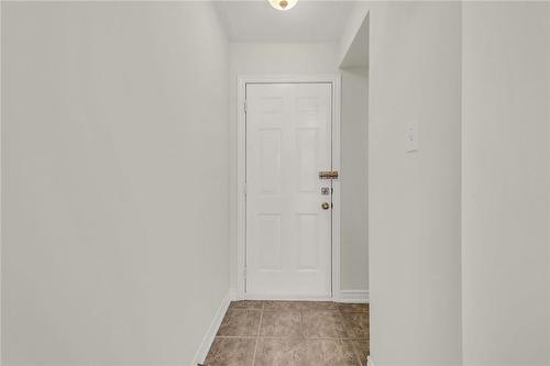 437 8 Highway|Unit #13, Stoney Creek, ON - Indoor Photo Showing Other Room