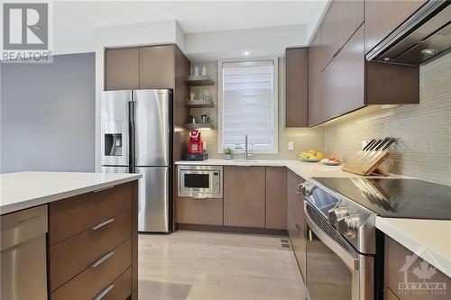235 Sunnyridge Crescent, Ottawa, ON - Indoor Photo Showing Kitchen With Upgraded Kitchen