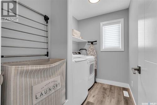 546 Burgess Crescent, Saskatoon, SK - Indoor Photo Showing Laundry Room