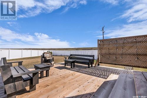 546 Burgess Crescent, Saskatoon, SK - Outdoor With Deck Patio Veranda