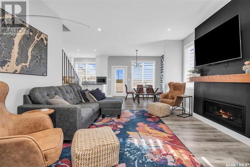 546 Burgess Crescent, Saskatoon, SK - Indoor Photo Showing Living Room With Fireplace