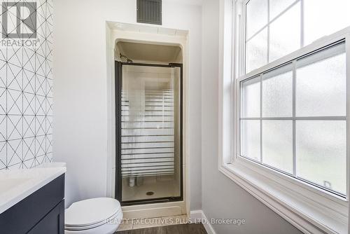 619 Oakes Drive, Fort Erie, ON - Indoor Photo Showing Bathroom