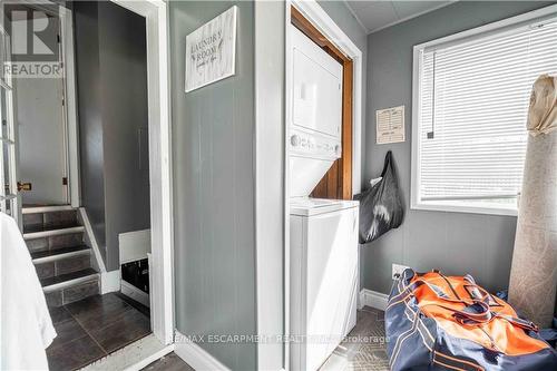 4 Warkdale Drive, St. Catharines, ON - Indoor Photo Showing Laundry Room