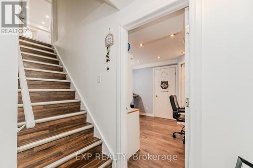 160 Provident Way, Hamilton, ON - Indoor Photo Showing Other Room