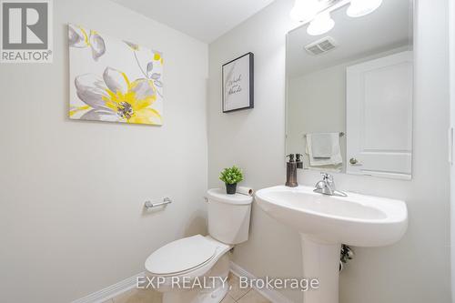 67 Ganton Hts, Brampton, ON - Indoor Photo Showing Bathroom