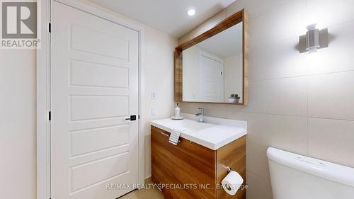 #1806 -15 Viking Lane, Toronto, ON - Indoor Photo Showing Bathroom