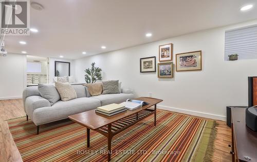 154 Galley Ave, Toronto, ON - Indoor Photo Showing Living Room