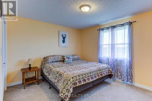 9643 3 Road N, Minto, ON - Indoor Photo Showing Bedroom