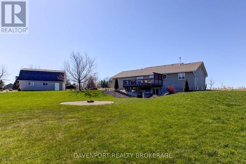 9643 3 Road N, Minto, ON - Outdoor