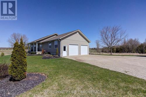 9643 3 Road N, Minto, ON - Outdoor